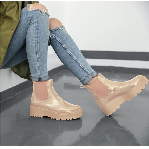 Beotyshow Chelsea patent leather boot (I HAVE BLACK) - Picture 3 of 8